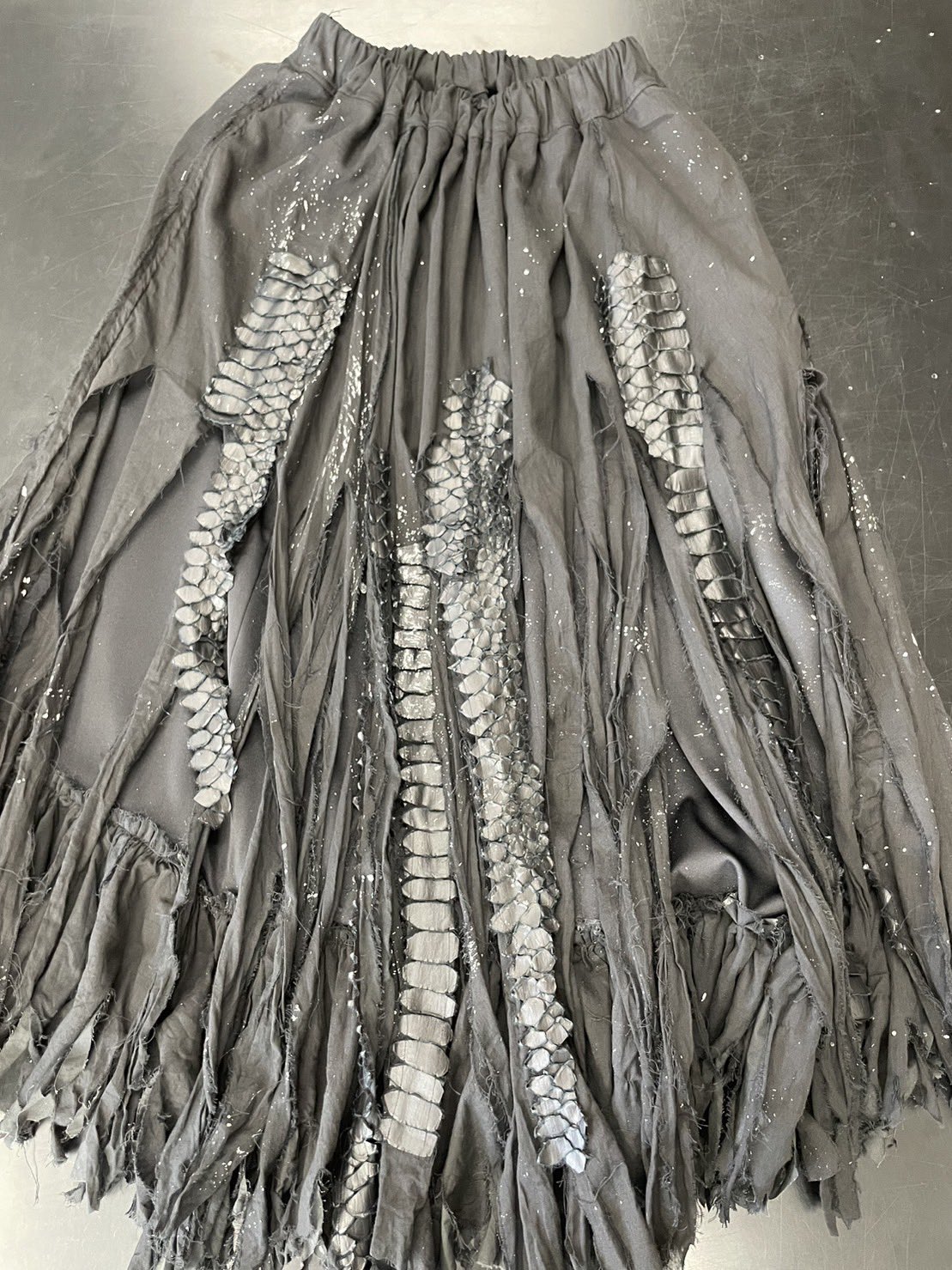 hNAOTO.Dragon Leather Damaged Long Skirt