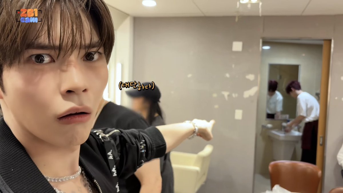 i’ll literally be using this photo for everything