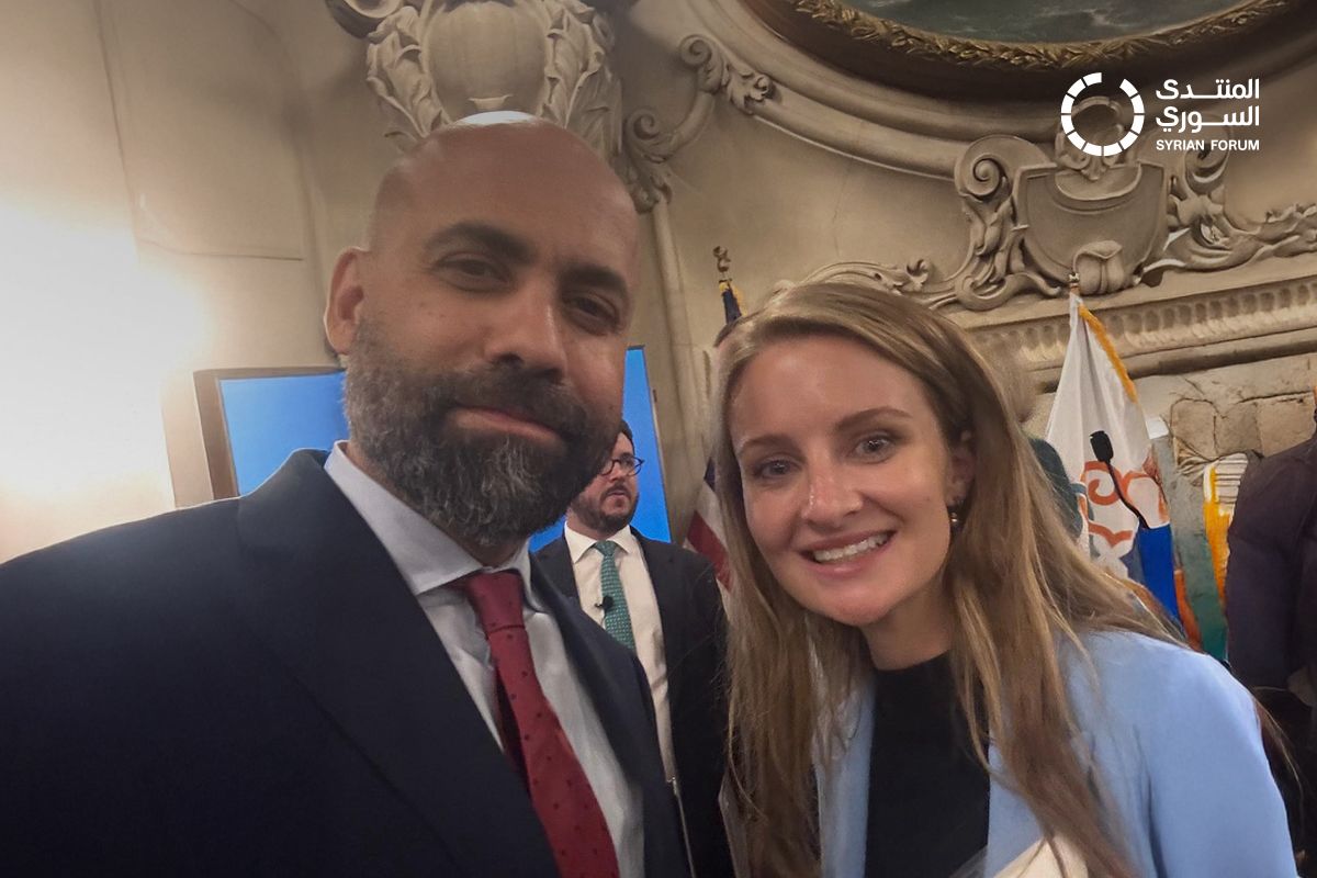 نيويورك – على هامش أعمال الدورة الحالية للجمعية العامة للأمم المتحدة، استضاف معهد الشرق الأوسط <a href="/MiddleEastInst/">Middle East Institute</a> في #نيويورك فخامة رئيس الجمهورية العربية السورية السيد أحمد الشرع في جلسة حوارية خاصة أدارها مدير مبادرة سوريا في المعهد تشارلز ليستر، بحضور شخصيات سياسية وأكاديمية