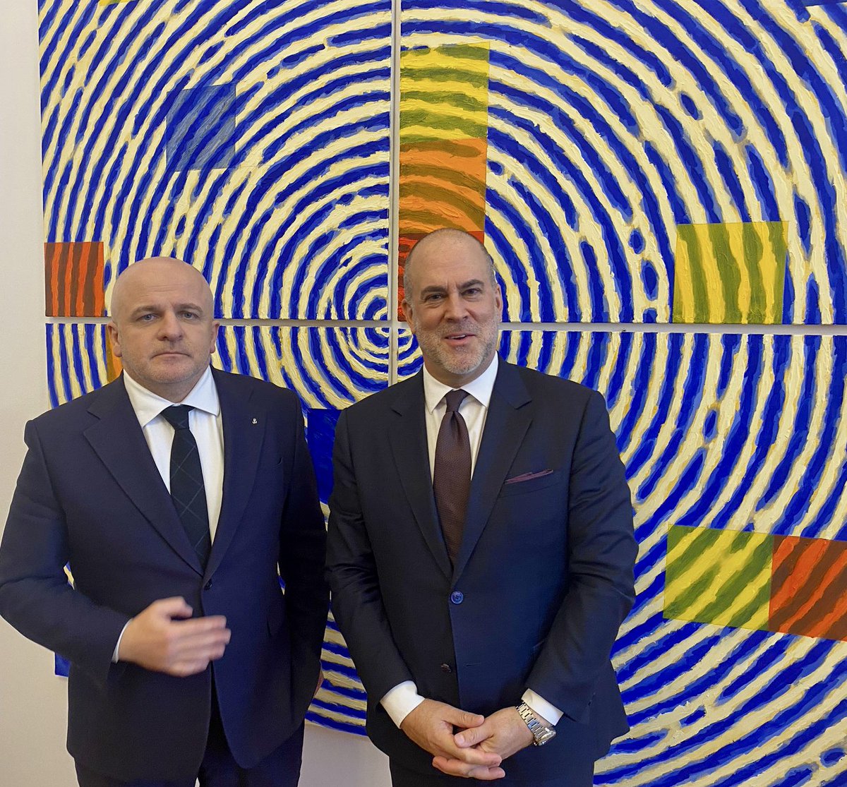 Kevin Allen, UN Refugee Coordinator for the Ukraine Situation, pleased to meet Pawel Kowal, Chairman of the Council for Cooperation with Ukraine.

Demonstrating the positive impact of Ukrainian refugees on the Polish economy discussed — with a shared focus on data and real facts.