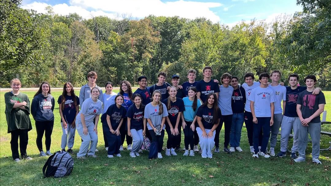 🌿🔬 Hands-on science in action! Our AP Environmental Science students explored Glenview Woods Nature Preserve yesterday, testing the North Branch of the Chicago River and studying its ecosystems. 🌎💧