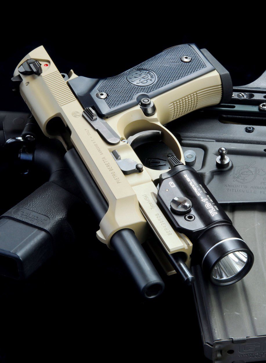 ウエスタンアームズ　ベレッタ M9A1 フォレッジグリーン ウエスタンアームズ ベレッタ M9A1 フォレッジグリーン