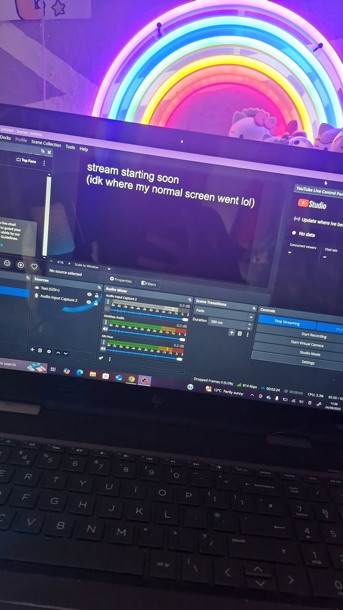 paddersz's tweet photo. Stream be behind in lag but its fine
Caspianlive14
#live #lgbtqia #youtube https://t.co/GVnNXezvj8
