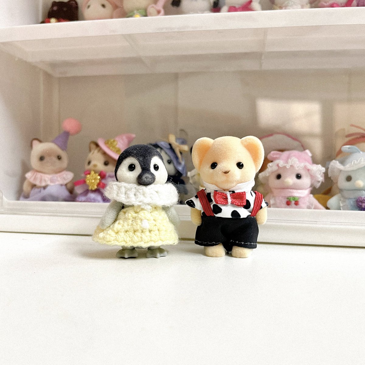 strawbraylee's tweet photo. wts lfb sylvanian families ph ! 

. ݁₊ ⊹ . ݁ ⟡ ݁ . ⊹ ₊ ݁.

penguin, giraffe, and lion cub

— check ALT for prices
— 𝗻𝗼 𝗹𝗽
— xsensi .ᐟ 
⤿ onhand

❗️payo only ! 𝗣𝗥𝗜𝗢 𝗣𝗔𝗬𝗠𝗘𝗡𝗧 𝗙𝗜𝗥𝗦𝗧 &amp; set taker
❗️sold as set only, can lf kahati https://t.co/cqIR7j3f2Y