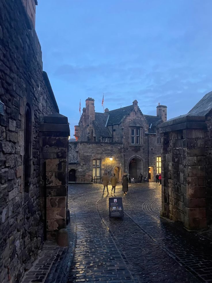 edinburgh aesthetics, scotland