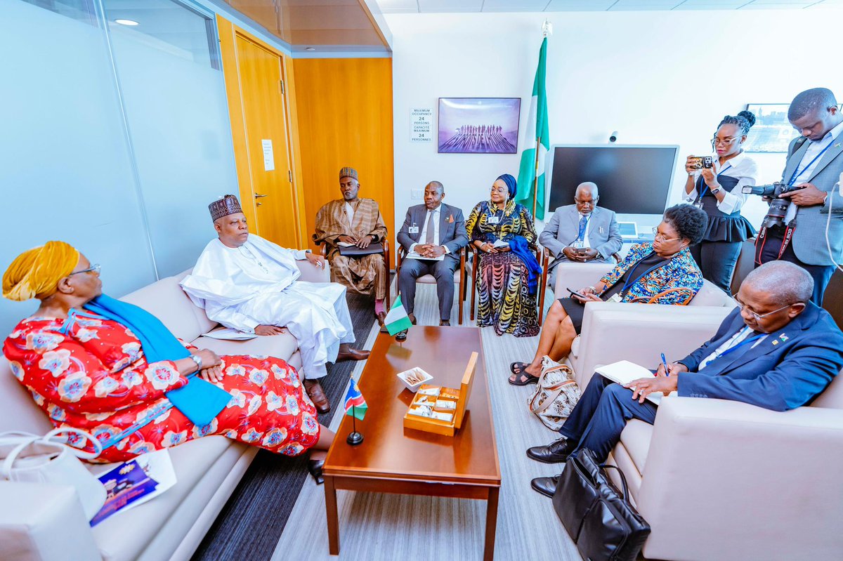 officialSKSM's tweet image. Vice President @KashimSM, Tuesday morning, played host to the President of Namibia, Nandi-Ndaitwah, on the sidelines, where both leaders engaged in bilateral talks, during which the Namibian leader announced her planned official visit to President @officialABAT in Nigeria.

The…
