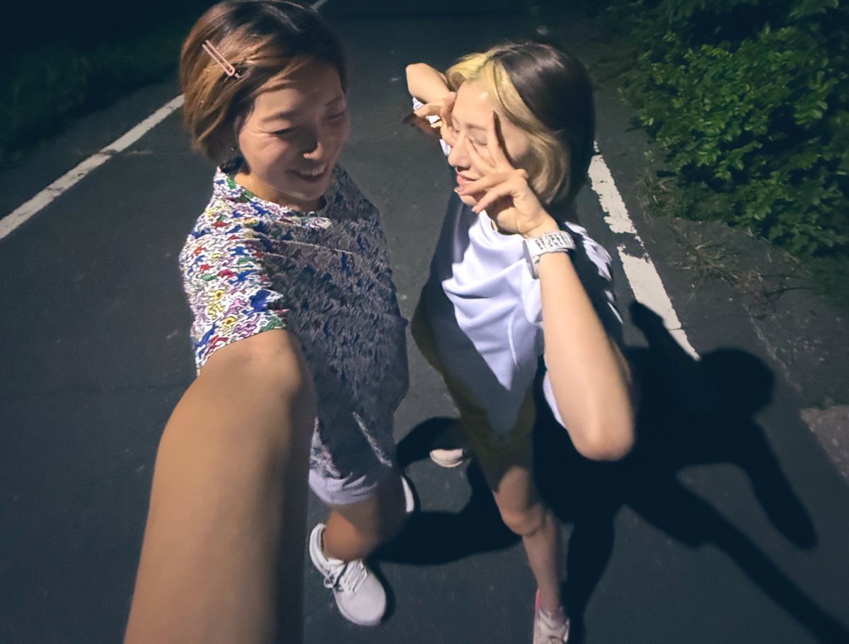 1日家に籠ってたから、体動かしたいなーと思ってたところにお誘いが。涼しくなった夜ラン最高！ご近所最高！