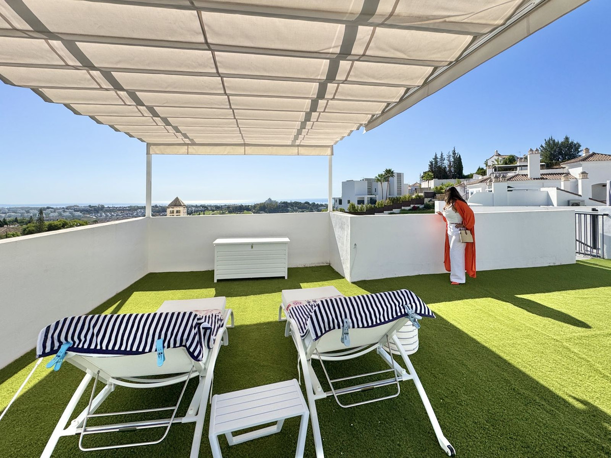 marbellachoice's tweet photo. El Paraíso 2-Bed Penthouse Panoramic Sea &amp; Golf Views - https://t.co/BGGZtA7rkN https://t.co/8E6EUwWjgr