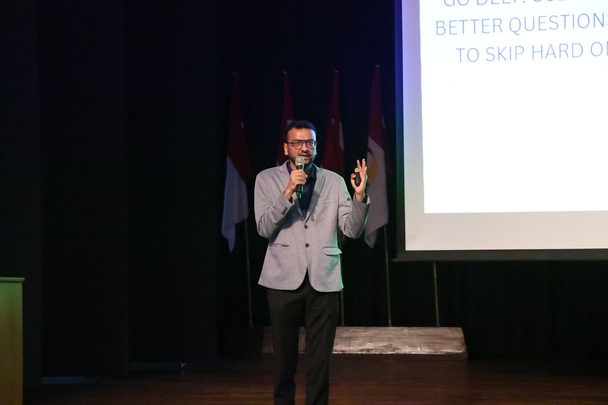 NCU Students Powered by Coding Ninjas!

We recently hosted an engaging session by Mr. Abhishek Agrawal, Head of Growth at Coding Ninjas, that left the campus buzzing with energy and inspiration.

#NCU