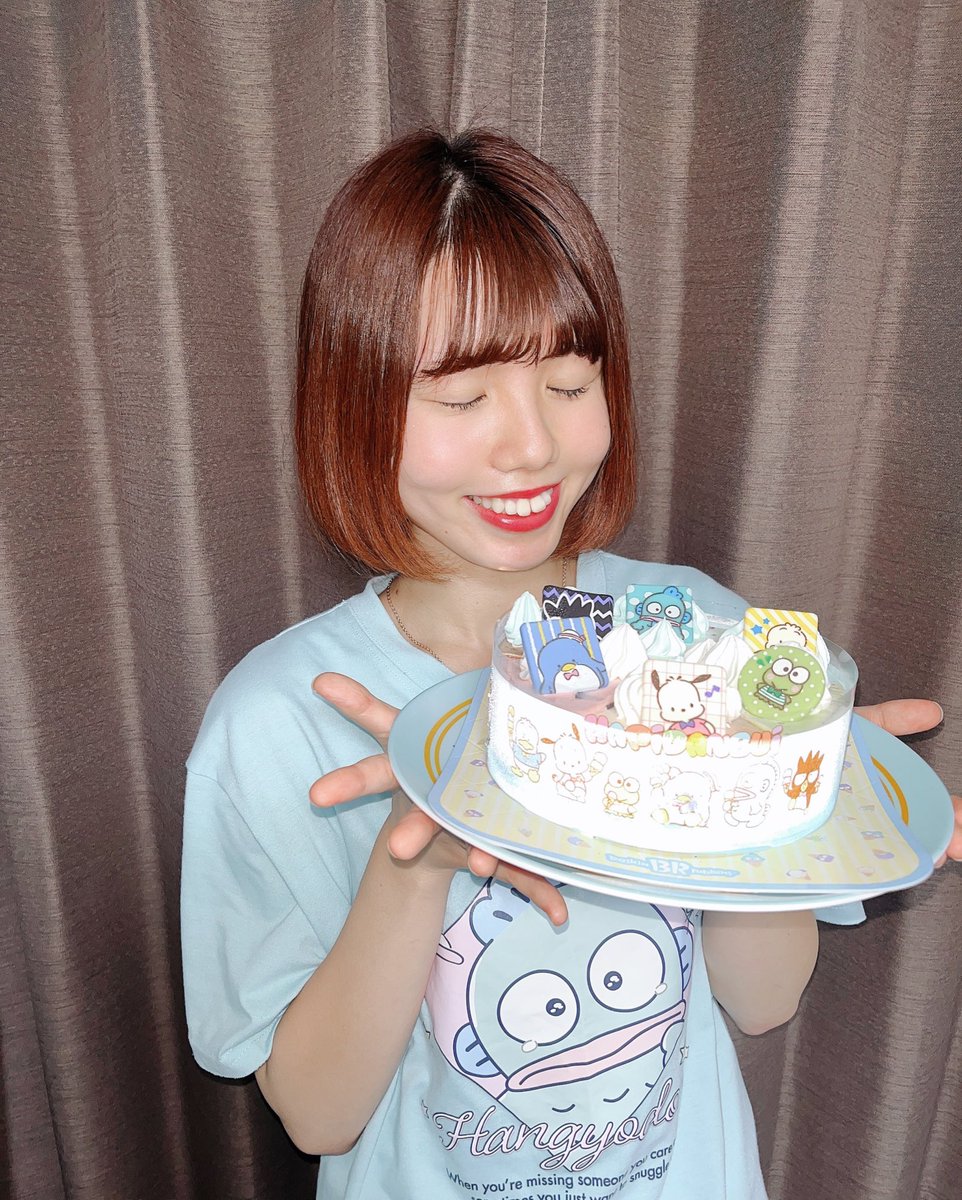 hangyotyan314's tweet image. 念願の…❤️‍🔥
サーティワンはぴだんぶいケーキ🎂
とっても可愛かった🥰

ネームプレートは、
「ハンギョちゃんカップル♡」ですっ💖

これからも頑張っていくぞ〜✊🏻  ̖́-

TikTokも載せたから見てねっ❣️

vt.tiktok.com/ZSDXB8WtP/

#ハンギョちゃん #ハンギョドン #ハンギョちゃんカップル #拡散希望