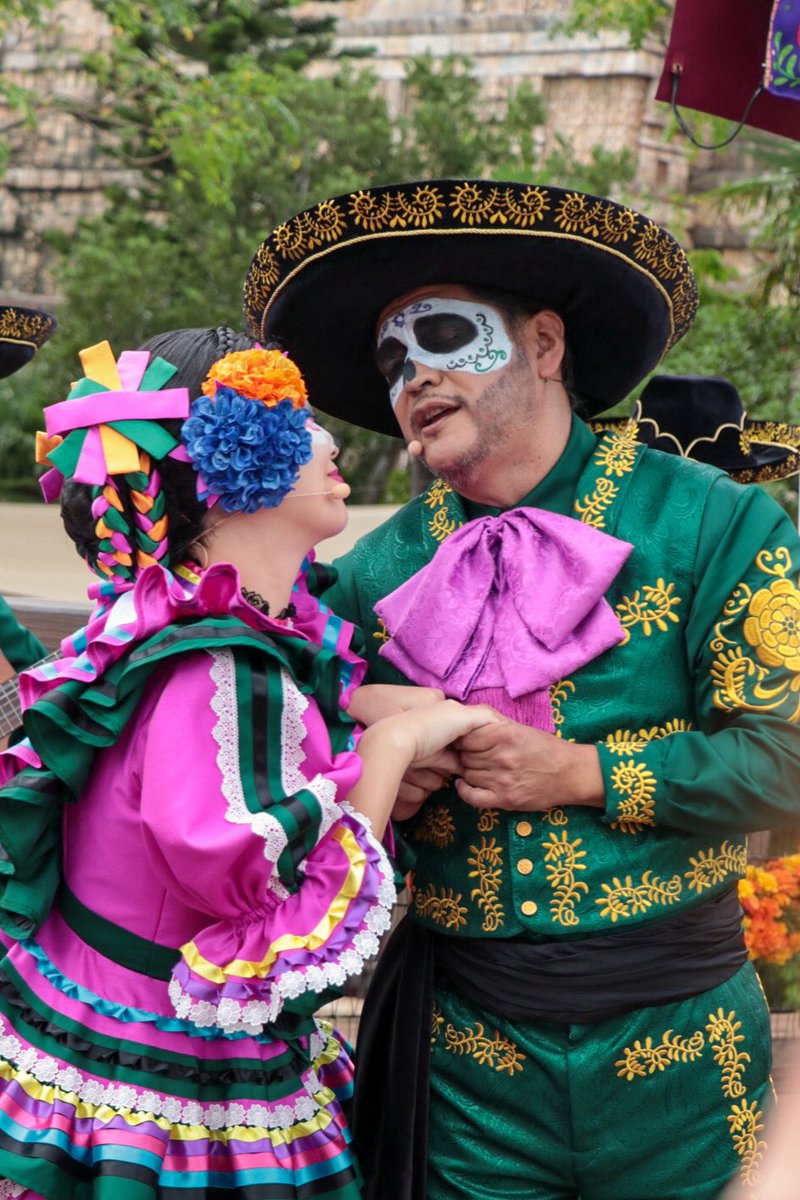 超絶隙間産業なんですけど、マリアッチのアトモス見てきた。とっても素敵でした。