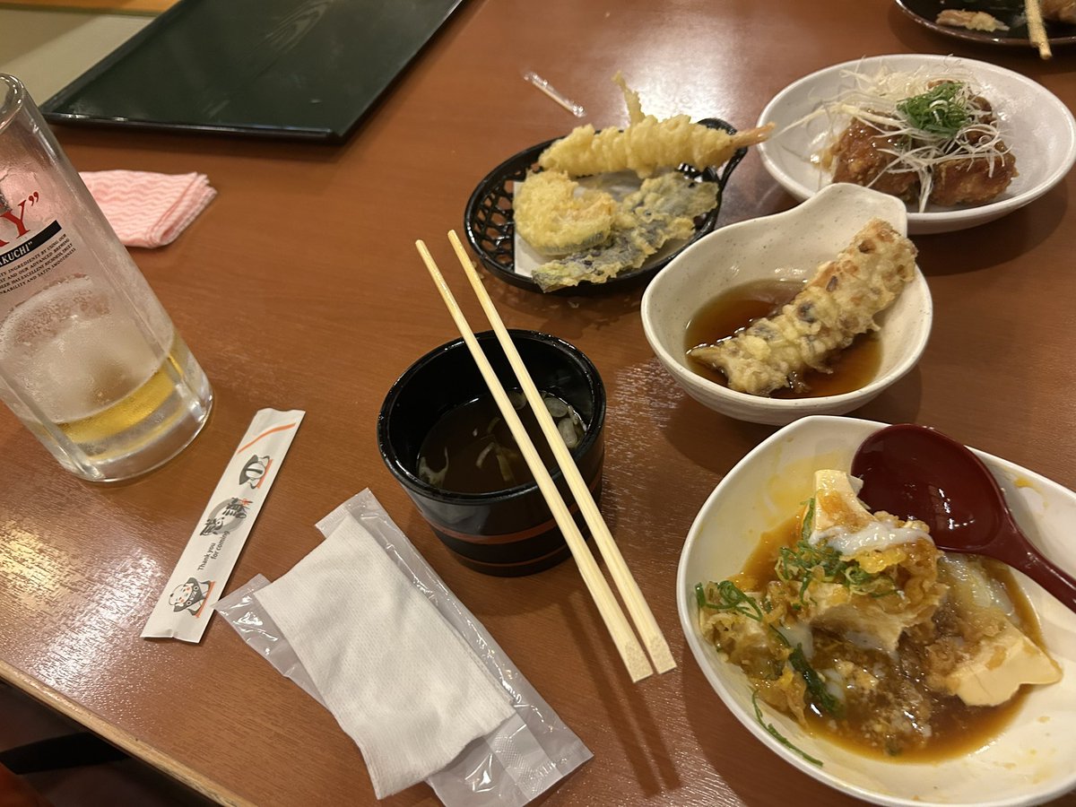 2泊3日の波乗り旅はジャンクローズ気味の海で早めに断念帰宅して地元風呂でまったり

久しぶりの車中泊で楽しめからまぁ良し

しかし涼しく😅ちょい寒の時期になりましたなぁ

明日は後片付けだ