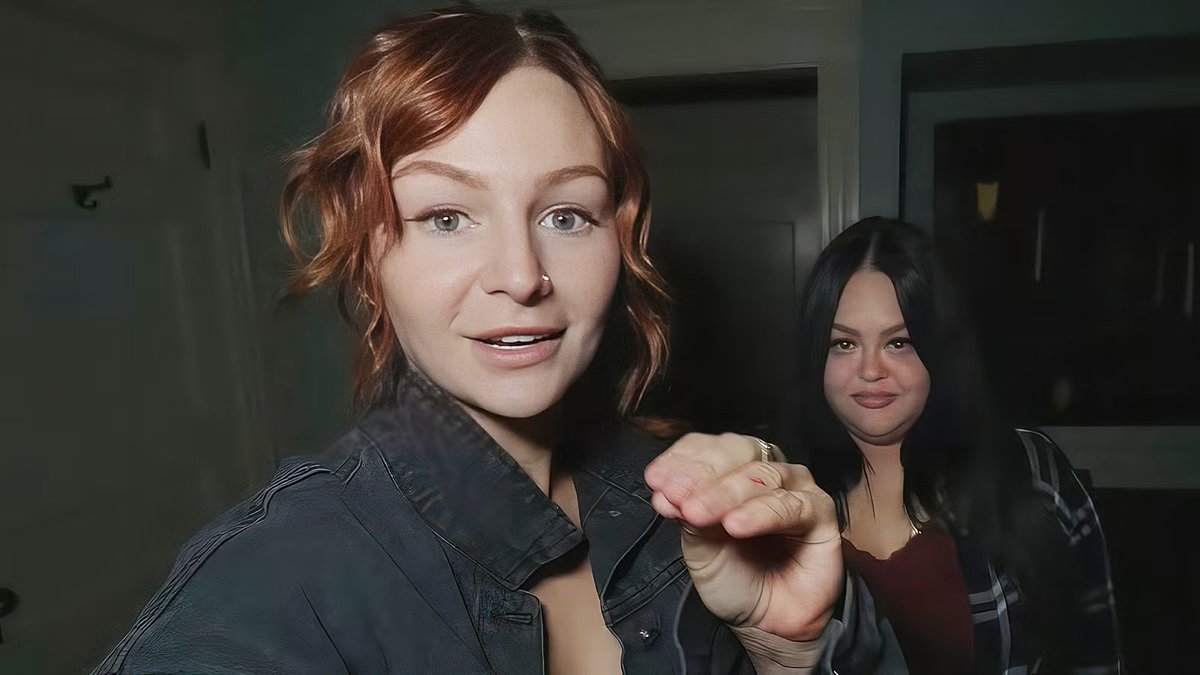 TheCinemaSpot's tweet image. Kris Collins’s found-footage horror film, #HouseOnEden, streams via @Shudder this Friday, September 26th!

Read @RES_99’s full review here: bit.ly/4kYY6fE