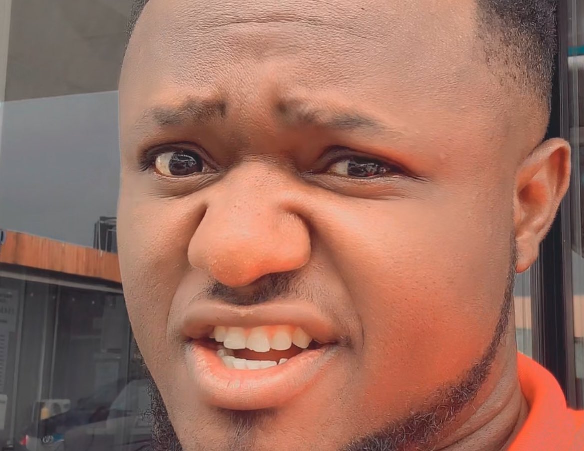 uclemuclem's tweet image. Some yansh dey fine for clothe, if you enter you go regret 😃😃. Some dey smell like spoiled fish, while some don make gbim😅😅 #oncode