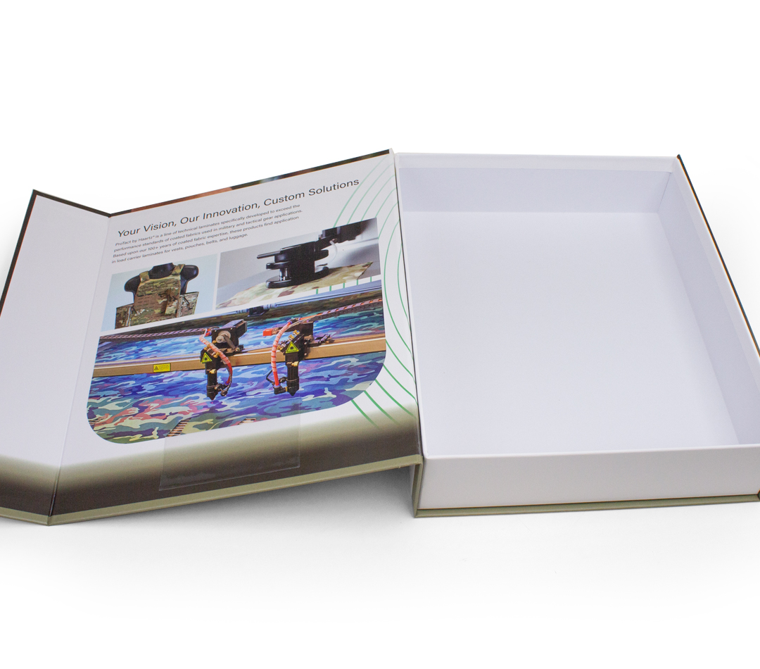 SunpackDotCom's tweet image. Create maximum marketing and branding impact with memorable custom marketing kits made to generate a buzz about your product. These Haartz Sales Kits were used to hold sales literature and samples for customers.  #haartz #saleskit #presentation #marketing #custompackaging #design