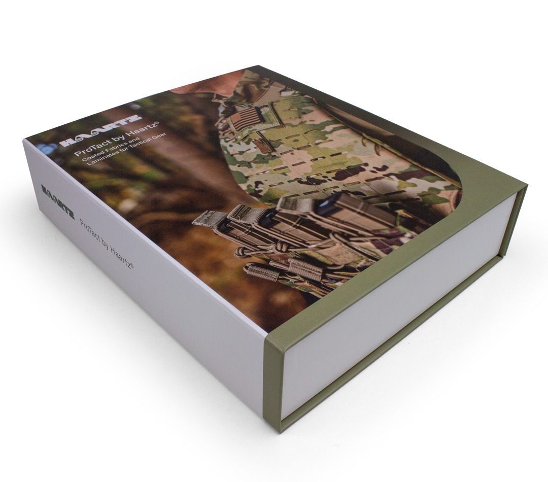 SunpackDotCom's tweet image. Create maximum marketing and branding impact with memorable custom marketing kits made to generate a buzz about your product. These Haartz Sales Kits were used to hold sales literature and samples for customers.  #haartz #saleskit #presentation #marketing #custompackaging #design