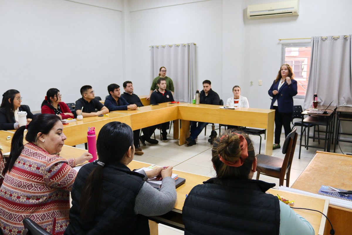 Jornada de Inducción Fortaleció el Trabajo en Equipo y el compromiso Institucional en la UNI
uni.edu.py/jornada-de-ind…|