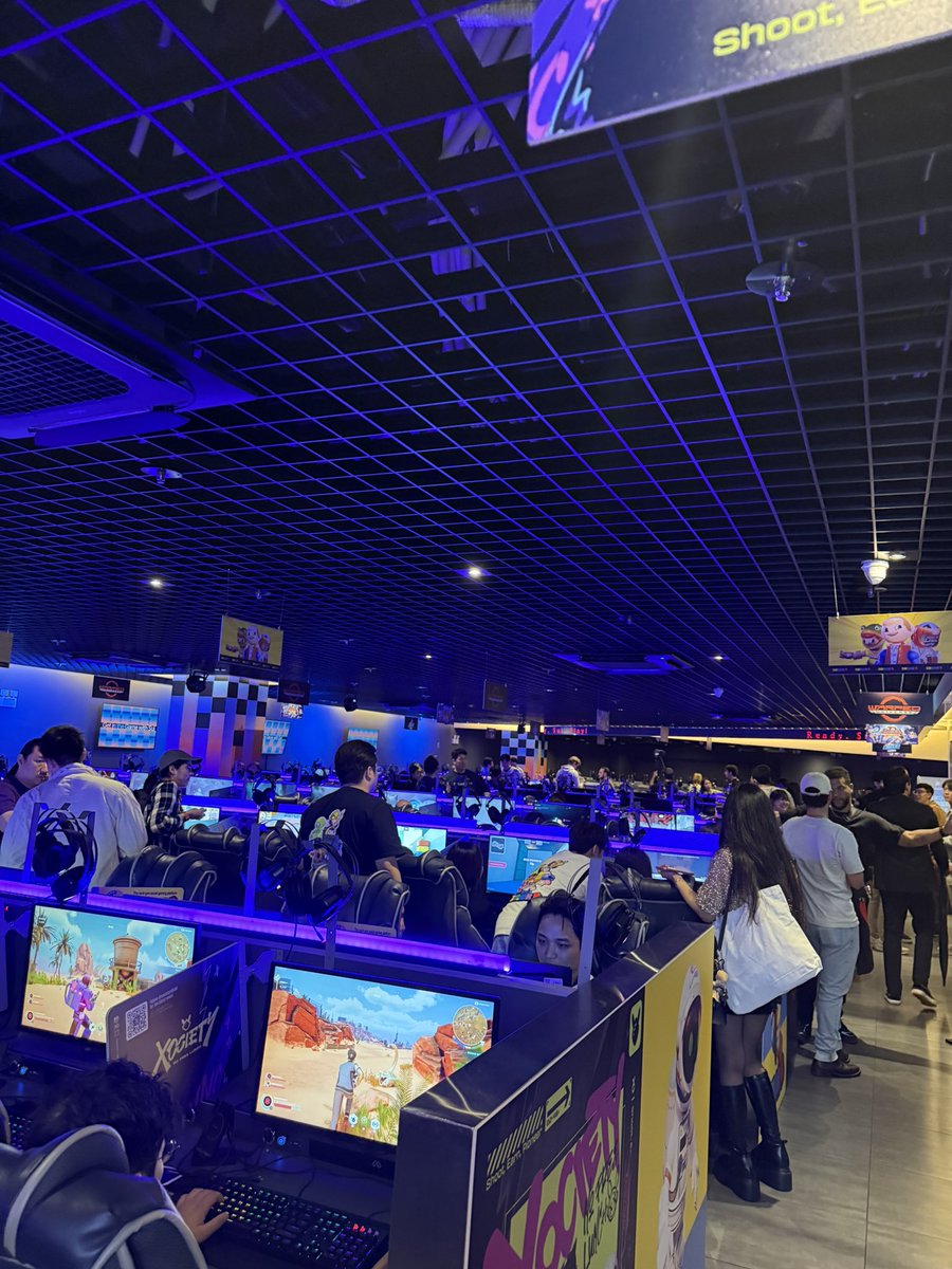 sui太会了 直接包网吧了 网瘾少年直接满足