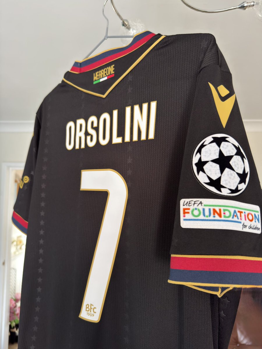 A long pursuit but worth it in the end for the final outcome. Celebrating <a href="/BolognaFC1909en/">Bologna FC 1909</a> UCL season and winning the Coppa Italia last season. Could only be one nameset on each - IYKYK!!
Thanks <a href="/ShirtsbyOsk/">ShirtOski</a> for helping me out too, absolute legend 🙌