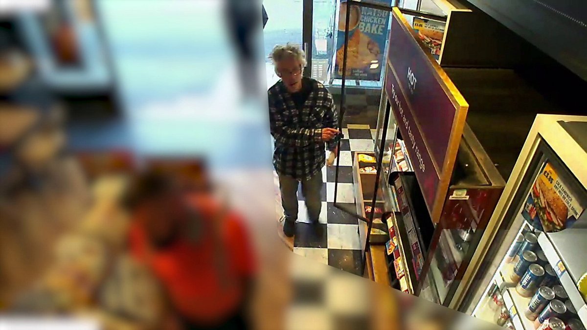 dailystar's tweet photo. Greggs bans serial sausage roll thief found by cops with mayo around his mouth
https://t.co/YLWPQNXZg9 https://t.co/5m7bPPvahr