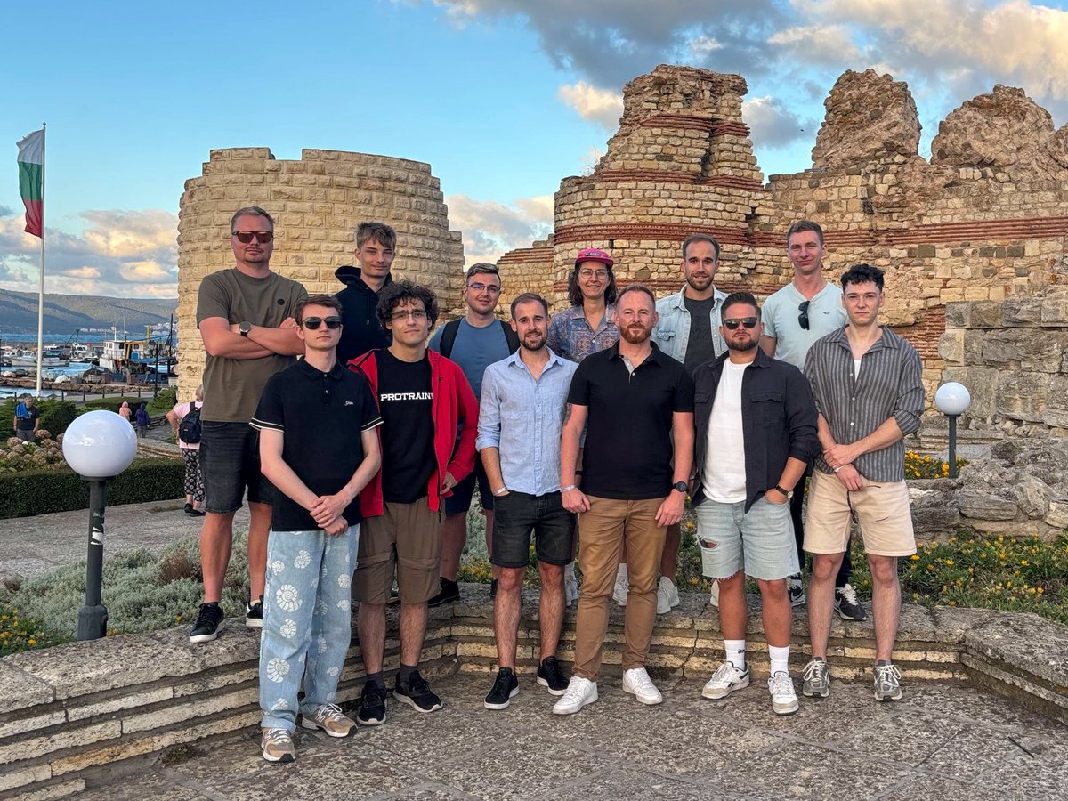 Workation 2025 ekipy ProTrainUp przechodzi do historii ❤️💪🏻 Za nami niesamowity czas, który w tym roku, wspólnie spędzaliśmy w pięknej bułgarskiej miejscowości - Słoneczny Brzeg 🇧🇬☀️ 
Mega ludzie, cudowny czas i super wspomnienia 🥹 Już odliczamy czas do kolejnego wyjazdu 🤙🏼😉