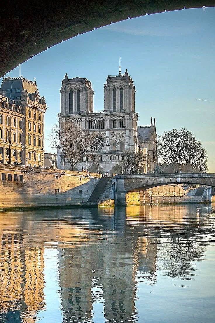Sunrise over Notre-Dame