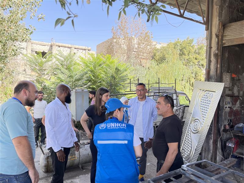 Yesterday, we welcomed a Swiss delegation of @semigration, who visited a community centre in Rural Damascus &amp; met with returnees benefiting from our shelter &amp; livelihood programmes.

Grateful to🇨🇭for supporting Syrians' reintegration after years of displacement.