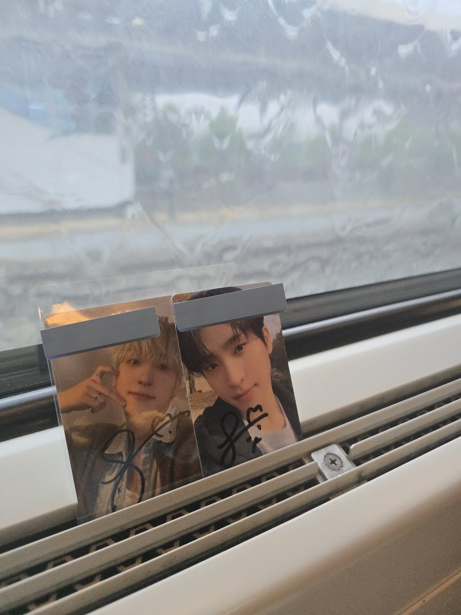 sangP_'s tweet photo. 집에 가요💫 https://t.co/ifzEPy1ijB