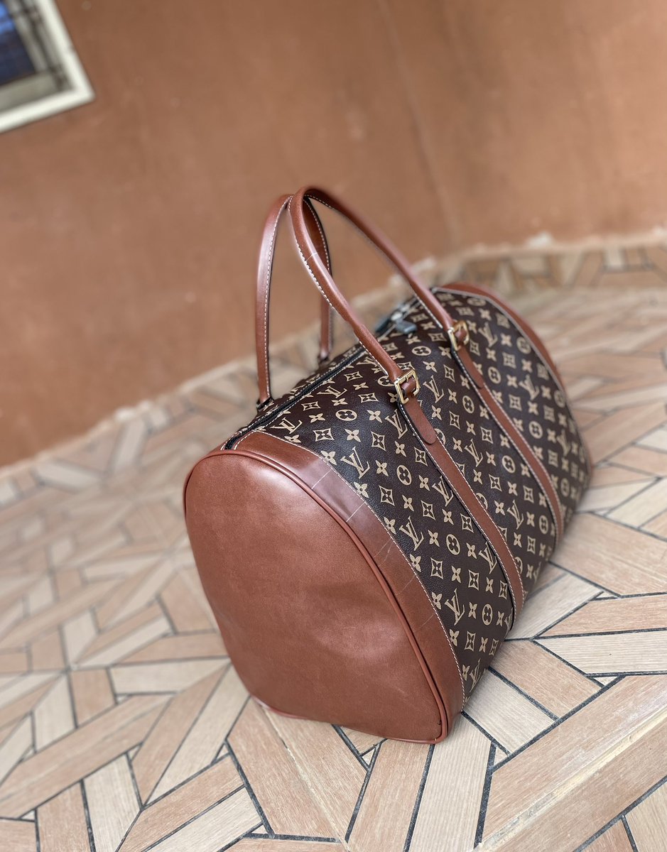 karmachwan's tweet photo. 🎒 Premium Handmade Duffel Bag 🎒
Ideal for travels &amp; gym sessions! 🏖️💪

✅size (18)

✅ Detachable shoulder strap Optional (2000) &amp; customizable colors &amp; prints

✅ Handmade craftsmanship — Only ₦19,000

📍 Nationwide delivery available! https://t.co/CQuctDR8Fs