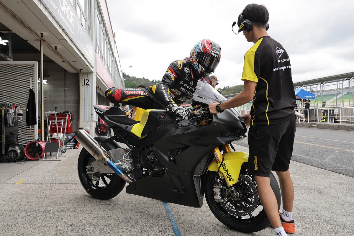 DUNLOP Motorcycle Tyres (ダンロップ二輪タイヤ公式アカウント