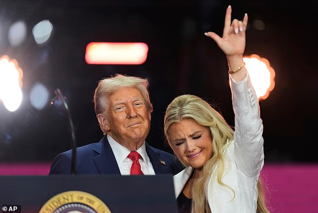DaysOfNoahh's tweet photo. Realize that dedicated Satanists know the #Bible better than most Christians... Because if you want to deceive the people the most, you first need to know the #Truth, in and out.
Cue these famous fakers. #Cryptojews, false Christians, both of them, deceiving the masses.
#CKhoax https://t.co/TpmpY8Cjjq