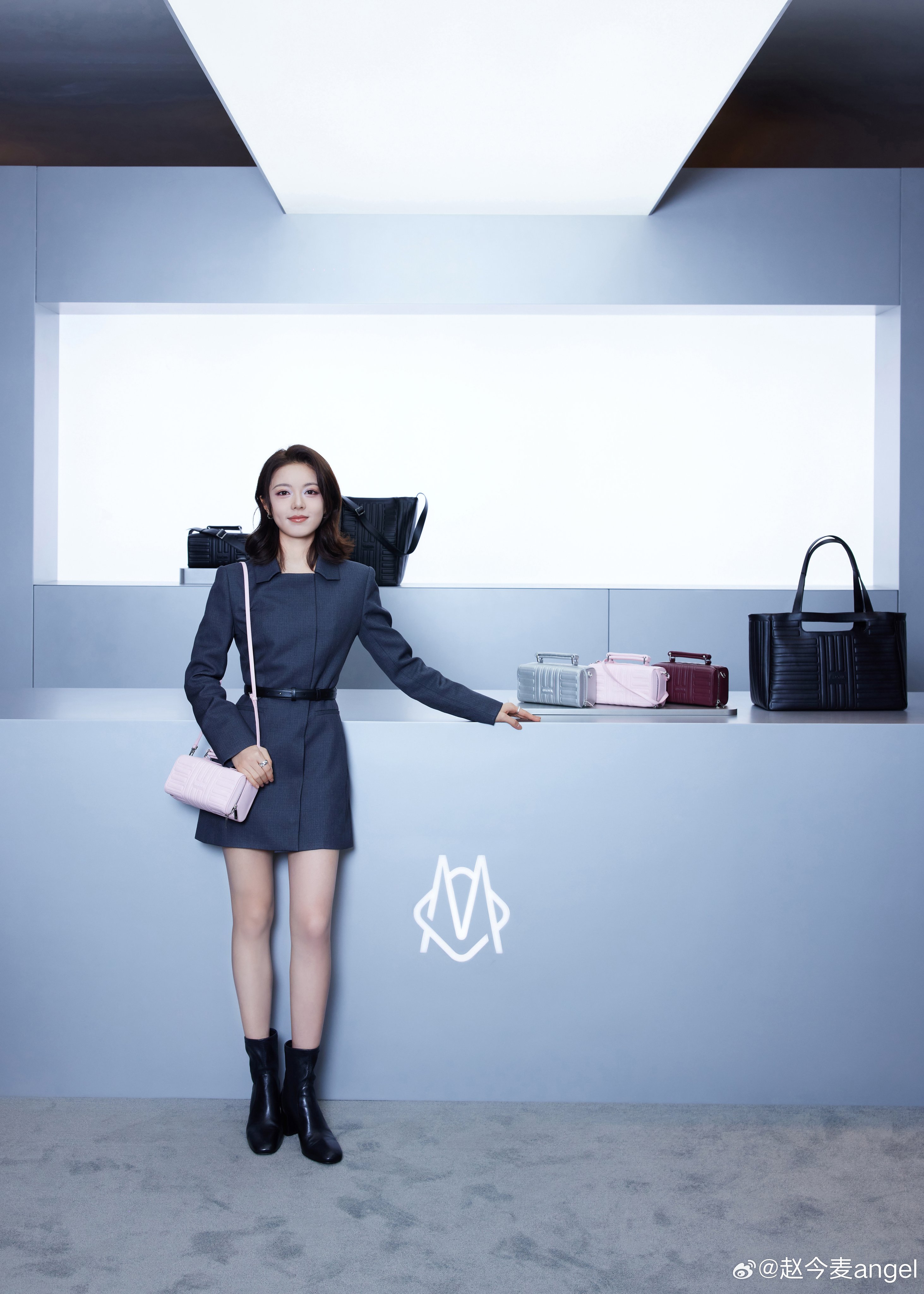 RIMOWA apartamento magazine 建築 インテリア RIMOWA Celebrates Grand Re-Opening of Renovated Boutique in