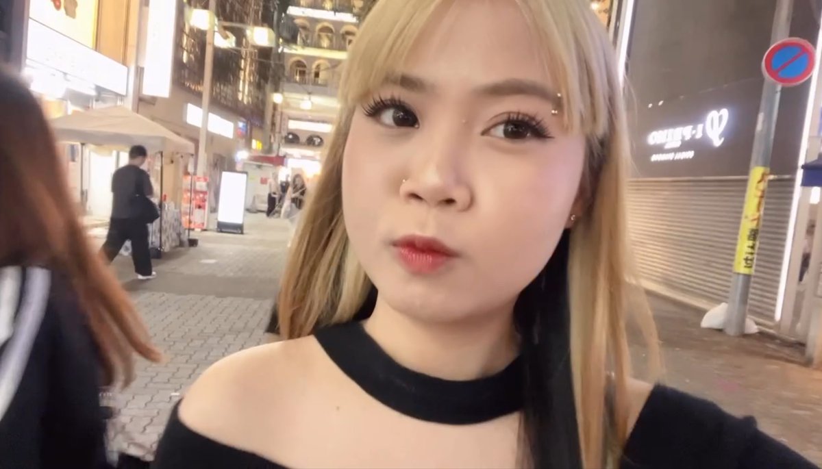 𝓙 (@hhoneyonly) on Twitter photo 