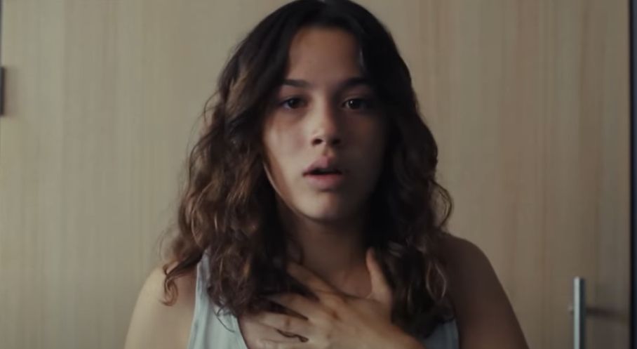 Mediasinfos's tweet image. C'est aujourd'hui que sort au cinéma le film #TKT avec #LannaDePalmaert #StéphaneDeGroodt et #ÉmilieDequenne (emportée par le cancer le 16 mars dernier). Découvrez sur notre site quelques images de ce film qui aborde le thème du harcèlement scolaire: mediasinfosblog.wordpress.com/2025/04/14/le-…