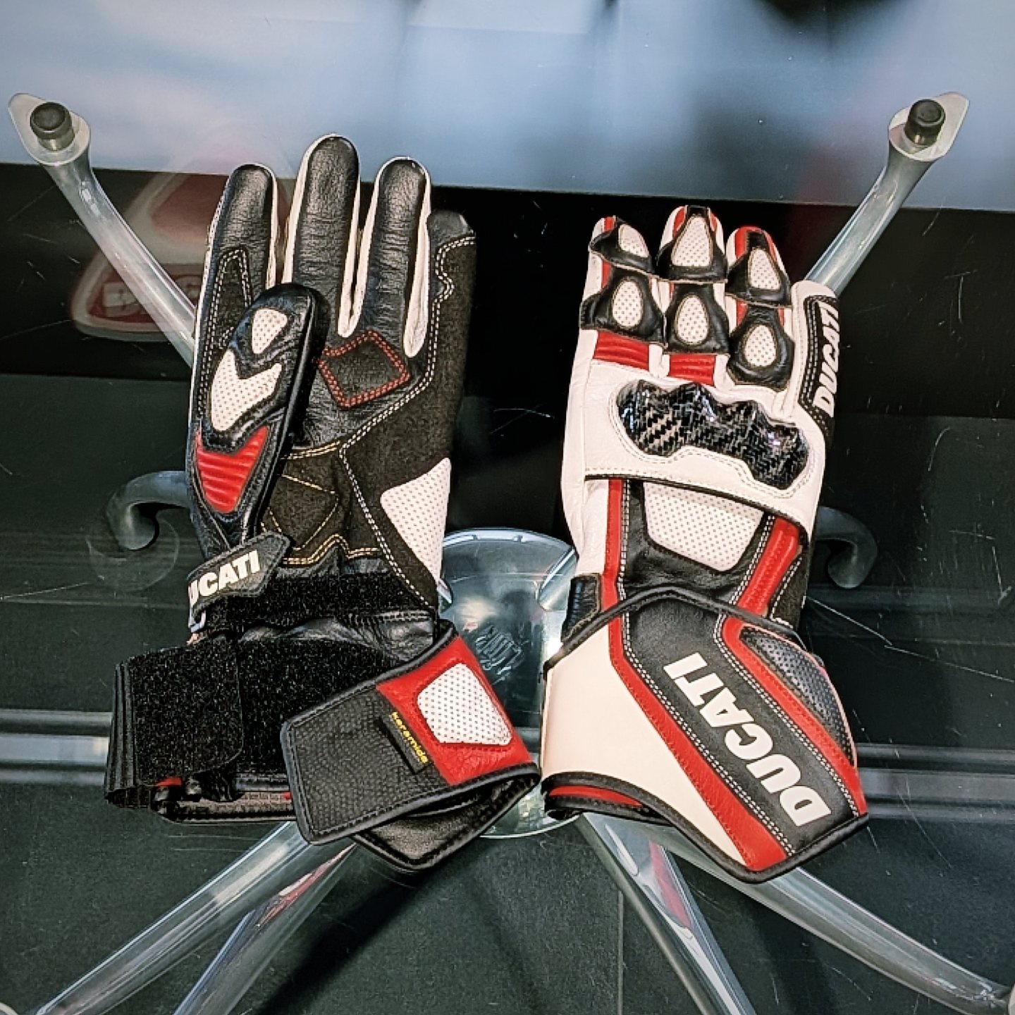 ドゥカティ DUCATI Performance C3 レザーグローブ サイズL ドゥカティ DUCATI Performance C3 レザーグローブ サイズL