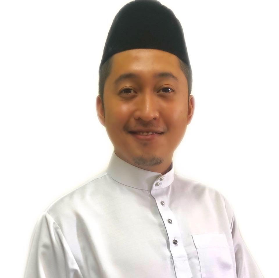 MalaysiaGazette's tweet photo. Misi kemanusiaan Global Sumud Flotilla ke Gaza dilaporkan kini semakin hampir dengan zon kritikal apabila kapal-kapal yang terlibat mula berdepan pelbagai gangguan dan ancaman. 

Perkembangan itu disampaikan hasil panggilan telefon TPM Datuk Seri Dr Ahmad Zahid dengan wakil pelayaran, Ahmad Musa Al-Nuwayri. - SUA Ahmad Zahid, Fadzmel Fadzil.

#malaysiagazette