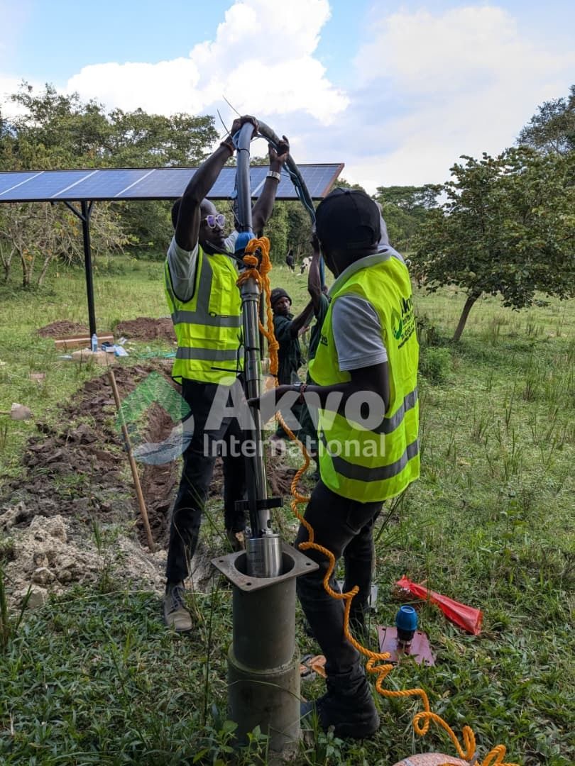 68% of Uganda’s #SmallholderFarmers say weather extremes are their biggest production risk. Don’t wait for adversity to strike — secure your yields now! 🌱💧 

📥 DM us today for a tailored #water solution that fits your farm &amp; budget. 

#ClimateResilience #NDPIV #Akvo #irrigate