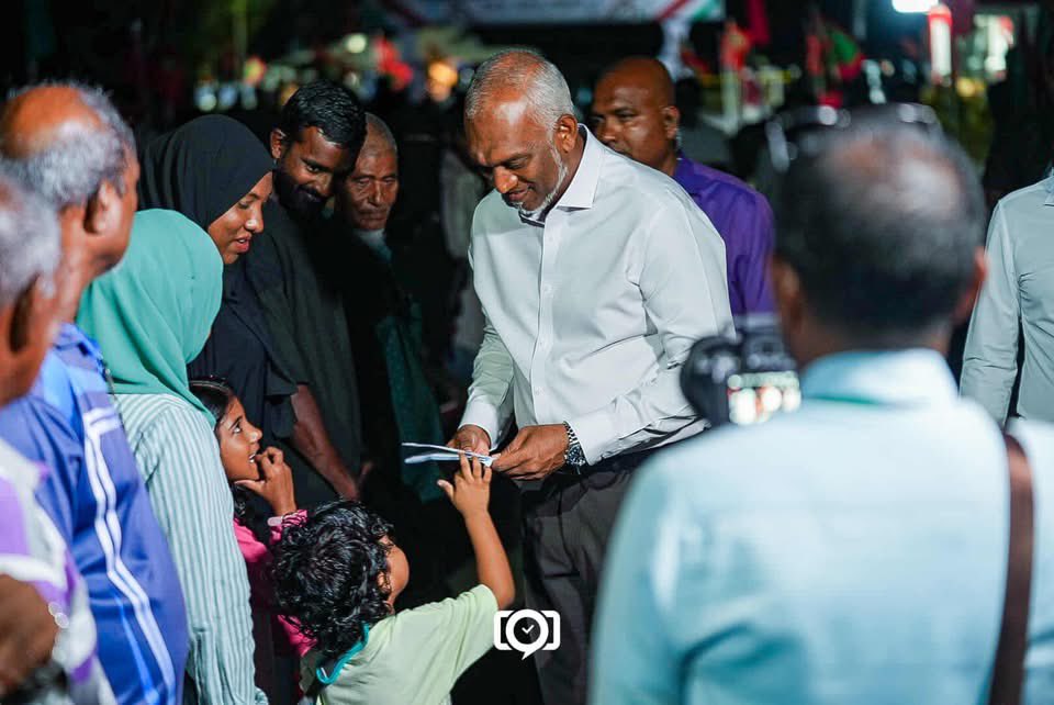 ވިލުފުށި  

<a href="/hussainfiyaz/">Hussain Fiyaz Moosa</a>