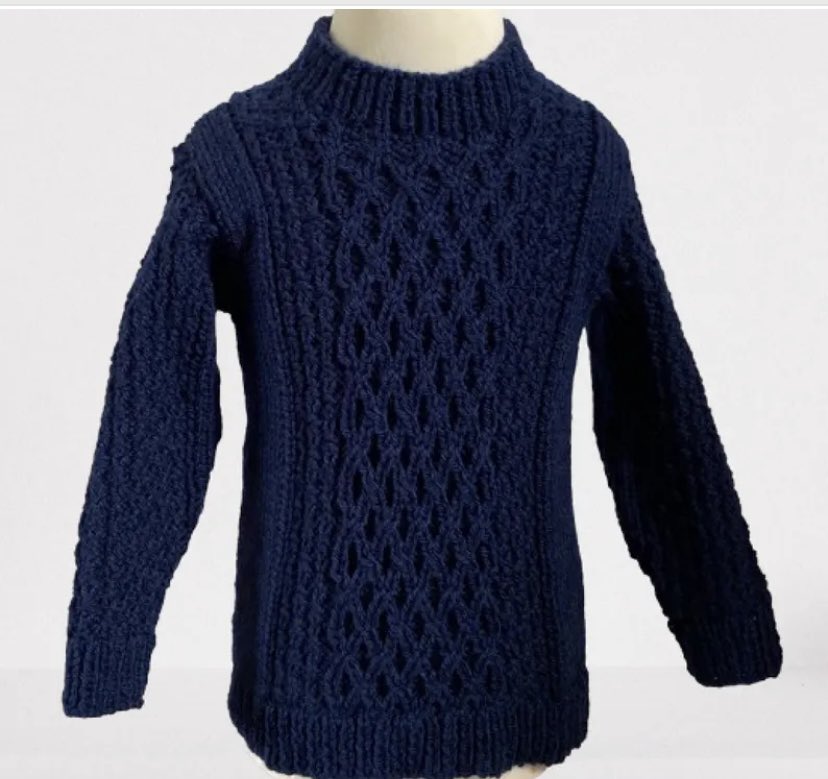 ScotKnitter's tweet image. etsy.com/uk/listing/436…
Hand knitted cable pattern Navy Blue jumper in a wool/acrylic blend yarn to fit age 2-3 years
#CraftBizParty #firsttmaster #MHHSBD  #UKMakers