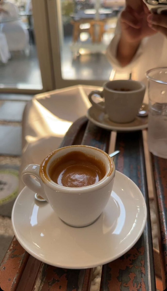 صباح الخير ، أمّا بعد:

"جعل صبحٍ ما يجيبك ولا يثبت غلاك
ما اتعايش مع نسيمه ولا ارقب جيّته"