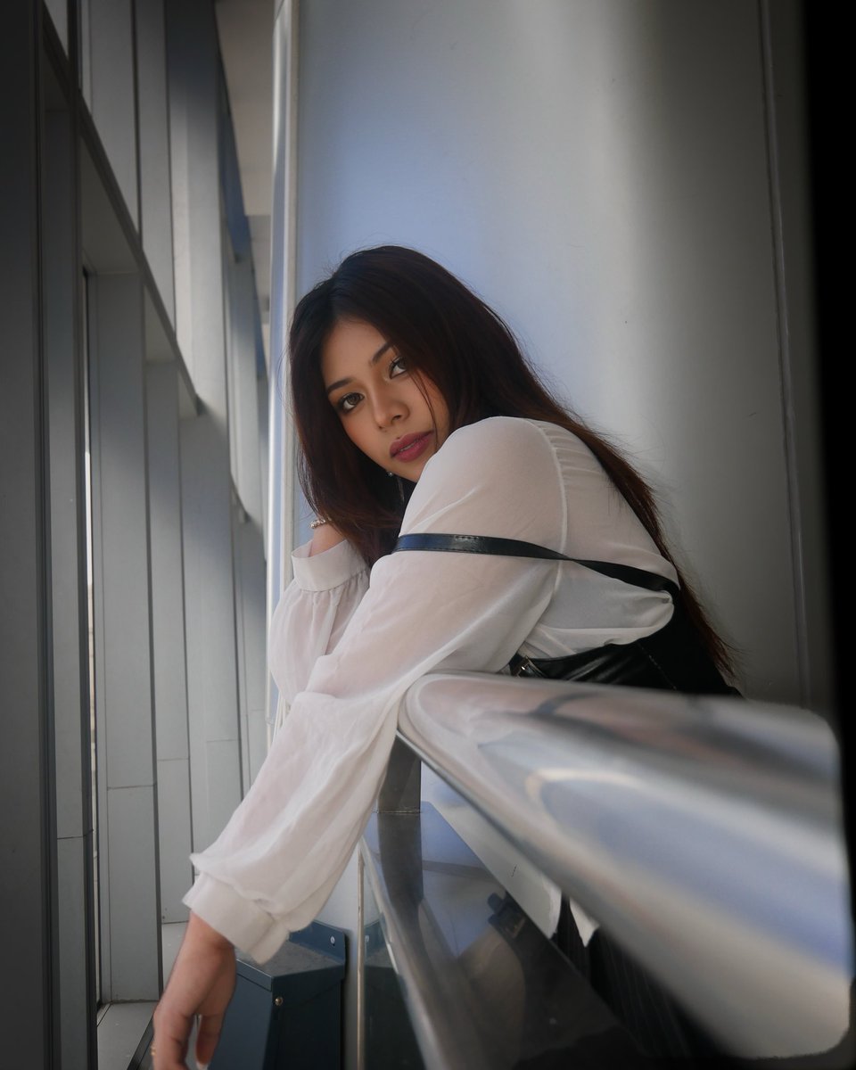 wearefinix's tweet photo. #FINIX | #MIBF2025 PHOTO SERIES
< RIKKA >
@finix_rikka
Stylist: @finix_rikka
Listen to 'Thirsty' EP NOW!
π: https://t.co/IYFCY9Pnz2
π¬ Download Hey Roomie:
Appstore: https://t.co/MXrQLlbAah
Playstore: https://t.co/1eCFeecTIt
#FINIX_RIKKA #GetLitAtMIBF #FINIX_PreDebut https://t.co/2MCyzZEGnm