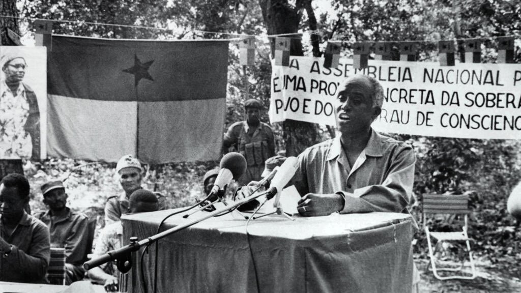Paulo_X_'s tweet photo. Il y a 52 ans aujourd’hui, la Guinée Bissau arrachait son indépendance. Honneur à Amílcar Cabral, Titina Sila et à nos ancêtres. Honneur à celles et ceux qui ont tout risqué pour notre liberté. Que leur combat ne soit jamais oublié et continue d’inspirer

Viva Guiné Bissau 🇬🇼 https://t.co/nuACuosm47