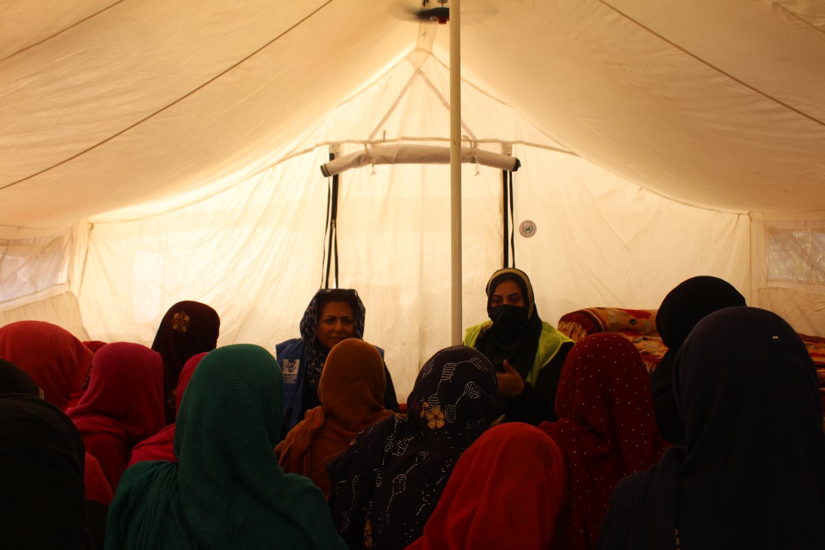 UNV_Afghanistan's tweet image. Joint movement for local-led recovery.

On mission to #Kunar together with @UNDPaf Deputy Resident Representative for Program @Doelm, UNV Afghanistan Country Coordinator @Habib_Abed1 visited earthquake-affected communities in Wadeer. He met with @UNVolunteers on the ground and…