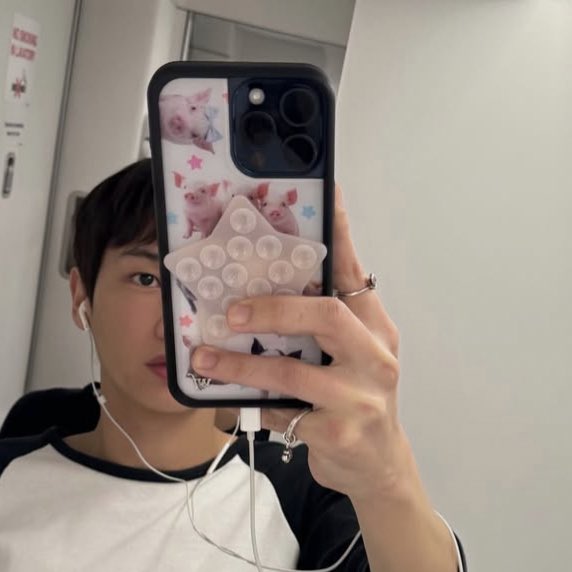 ꒱⁺𝐤𝐚𝐫𝐧𝐢𝐲𝐞𝐡 ᵎ tweet media
