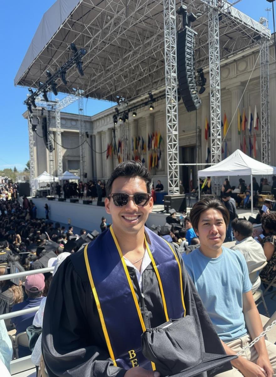 saarth_'s tweet photo. Thank you for coming to my graduation @jomatech https://t.co/GC90goGRUL