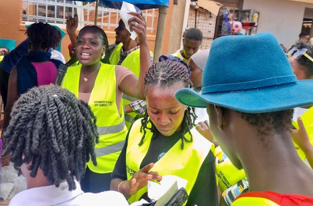 IriseEastAfrica's tweet photo. The uptake of #Flowcups in universities is on the rise! 🎉💃💃.
During the #CleanandPadUp campaign at Makerere University last week, we trained students and distributed #FlowCups to support them in managing their periods with dignity and confidence.

A big thank you to @thecovaproject for their continued support in advancing sustainable menstrual solutions for adolescent girls and young women.
#SwitchtoAFlowcup
#MenstrualJusticeForAll