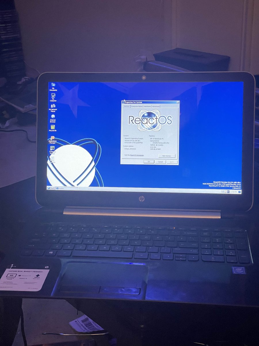 reactos's tweet image. #ReactOS installs and runs on HP-15 F272wm - a PC from 2015, designed for Windows 10!
Ethernet, WiFi, and sound doesn’t work due lack of support for modern drivers.
Mouse flickers when moving it.