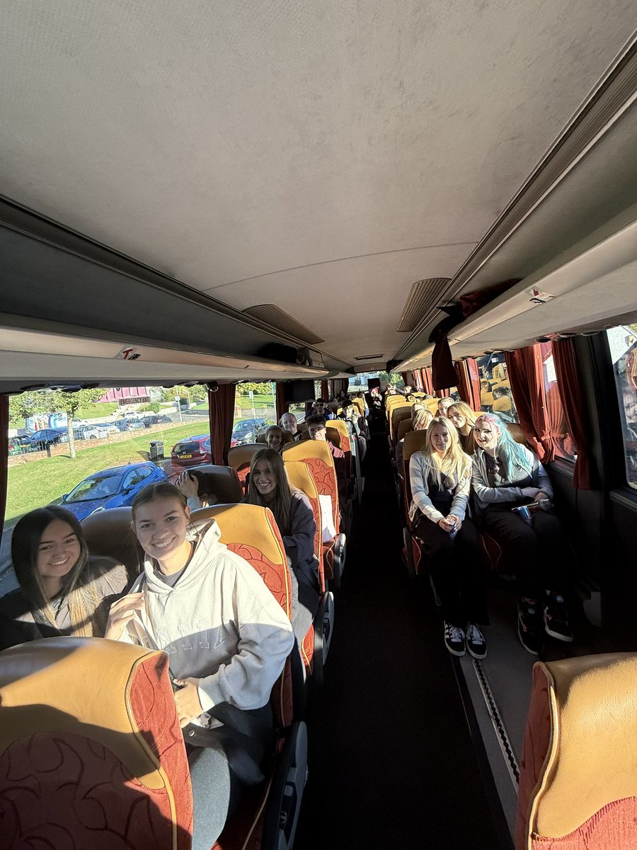 Miss White tweet media