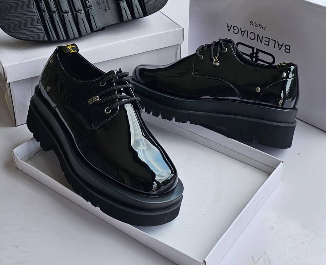 AR_5HOES's tweet image. AVAILABLE!!! FULLY BOXED!

44k.

Nationwide delivery