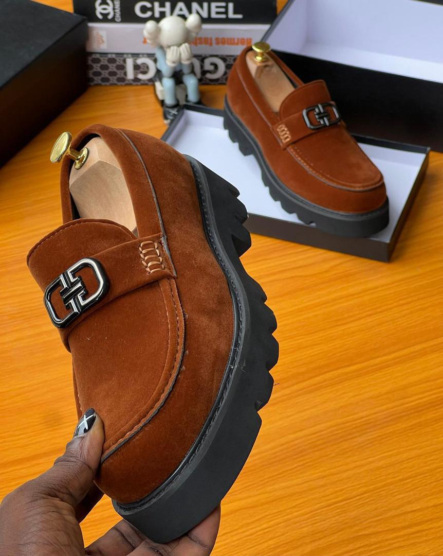 AR_5HOES's tweet image. AVAILABLE!!! FULLY BOXED!

42k.